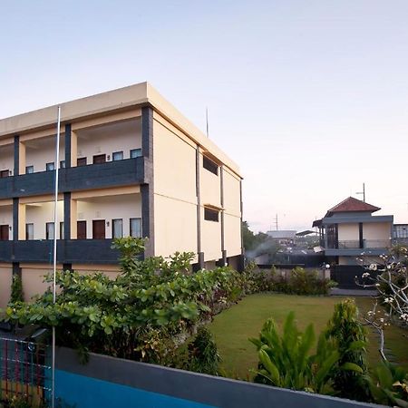 Pondok Taman 828 Denpasar Exterior foto